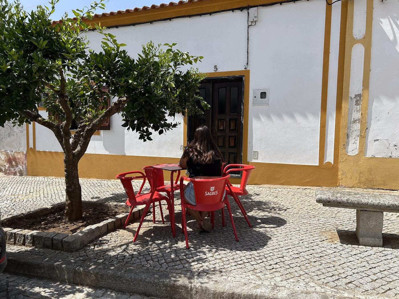 Vista exterior do Ninho da Cegonha e envolvente